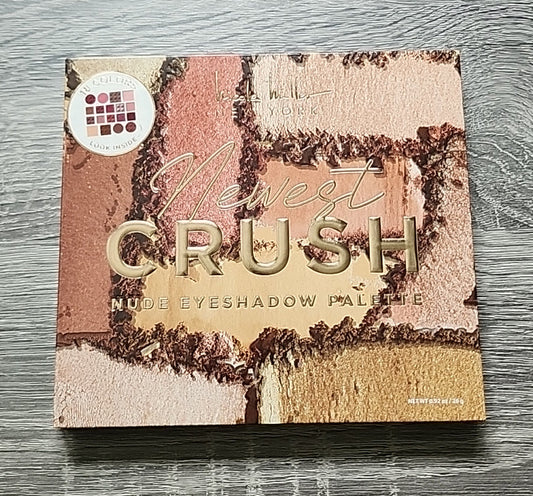 Nicole Miller Newest Crush Eyeshadow Palette – 18 Beautiful Shades – Nude & Glam Looks