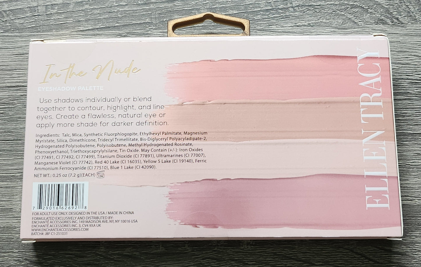 Ellen Tracy - IN THE NUDE - 18 Highly Pigmented Glam Shades Eyeshadow Palette
